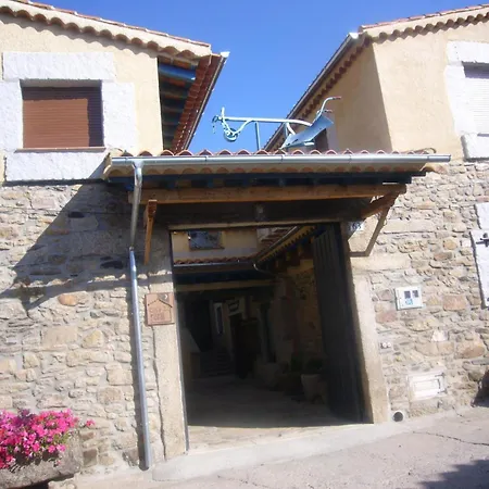 La Vertedera 3 Ferienhaus *